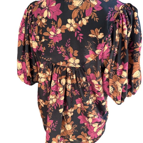 Velvet Heart NWT Multicolor Short Puff Sleeve Satin Blouse Medium - Picture 5 of 5
